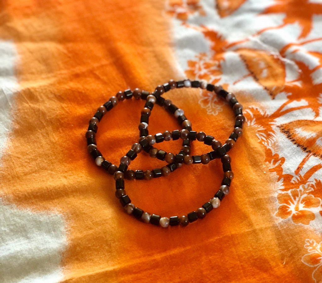 Traditional Beaded bracelet Dark Chestnut and Noir