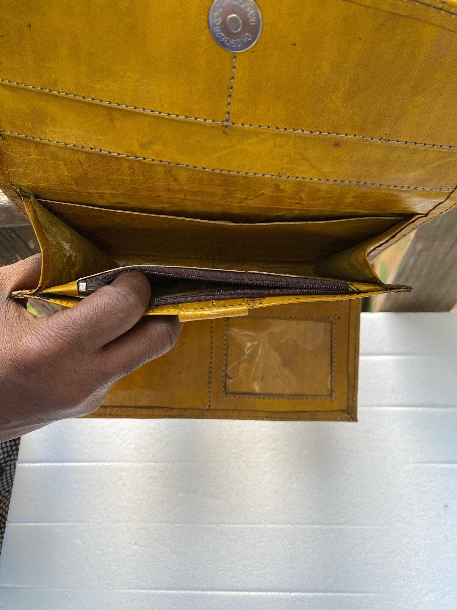 Women’s Leather Wallet made in Mali (West Africa)