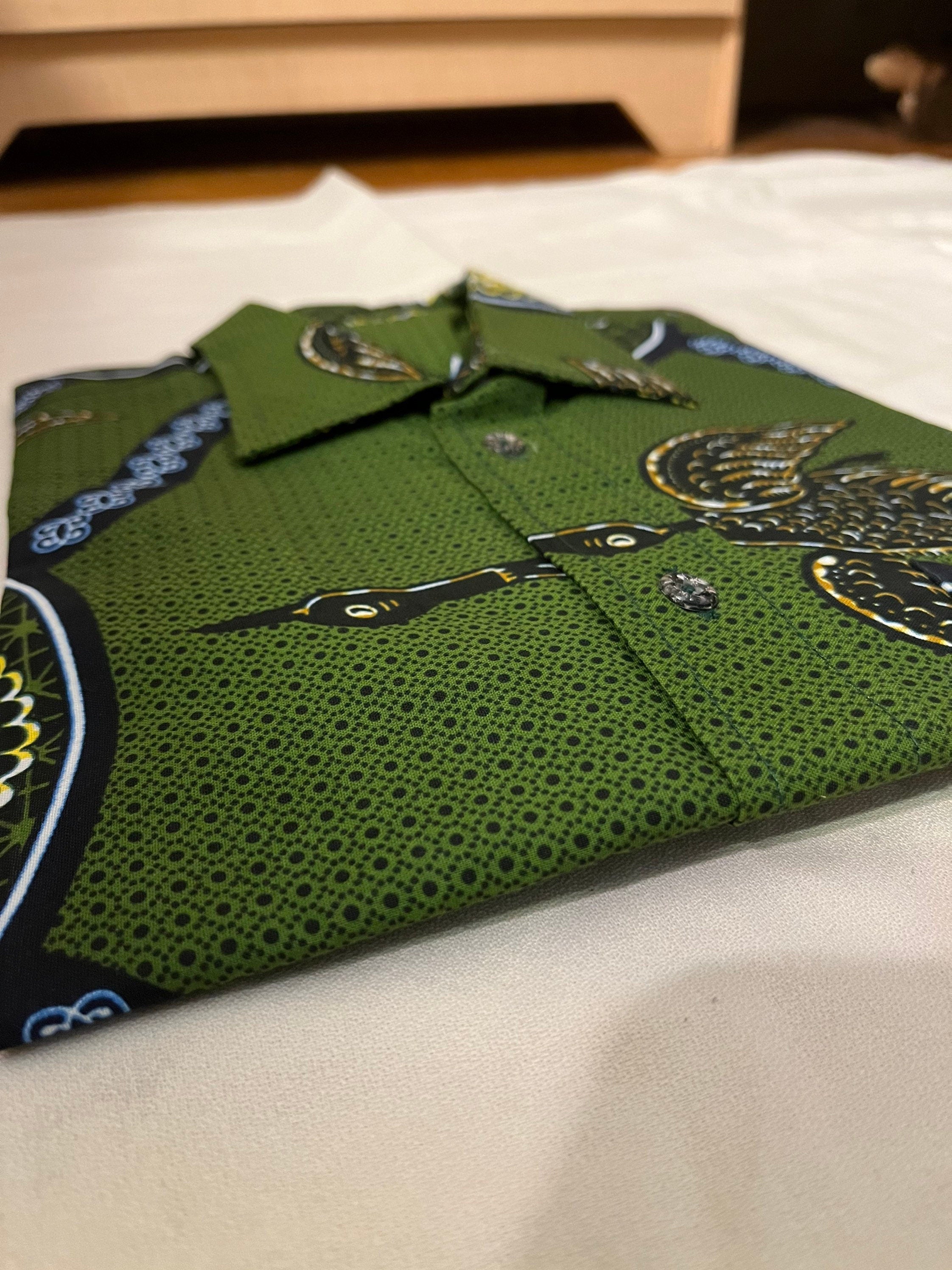 L Men’s Green and Goose Short Sleeve Cotton Polo Shirt