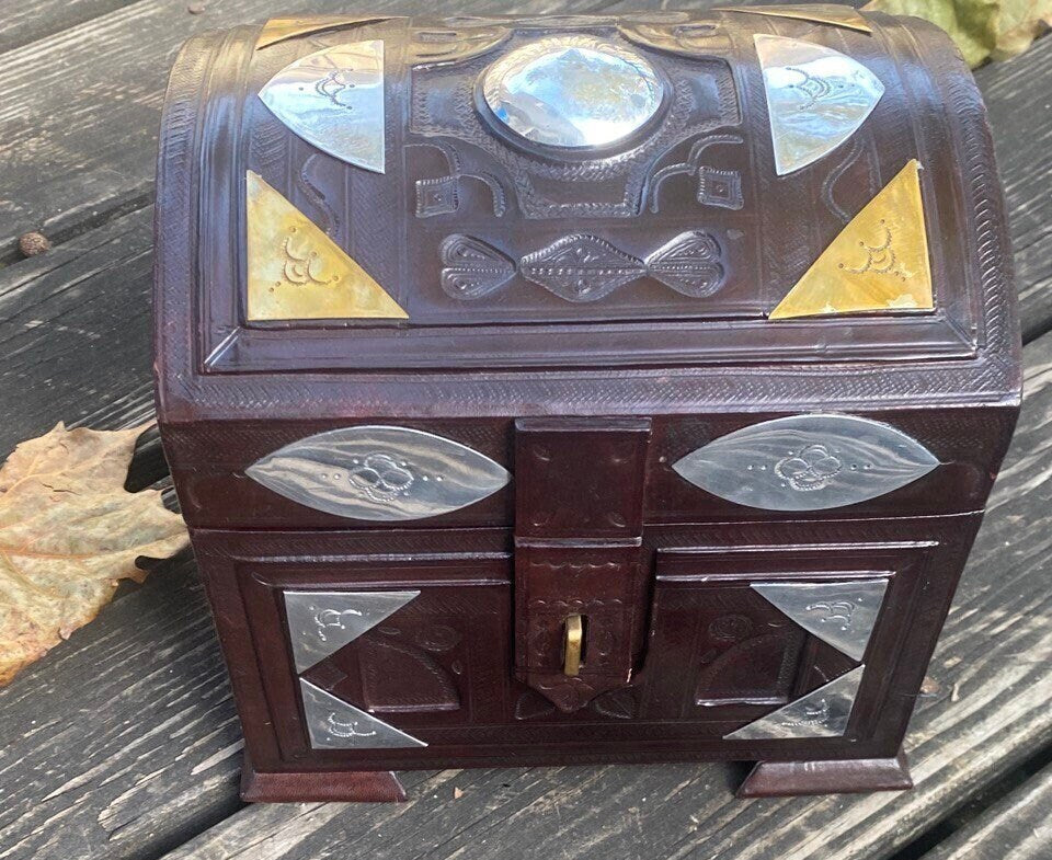 Chestnut Leather Tuareg Jewelry Box