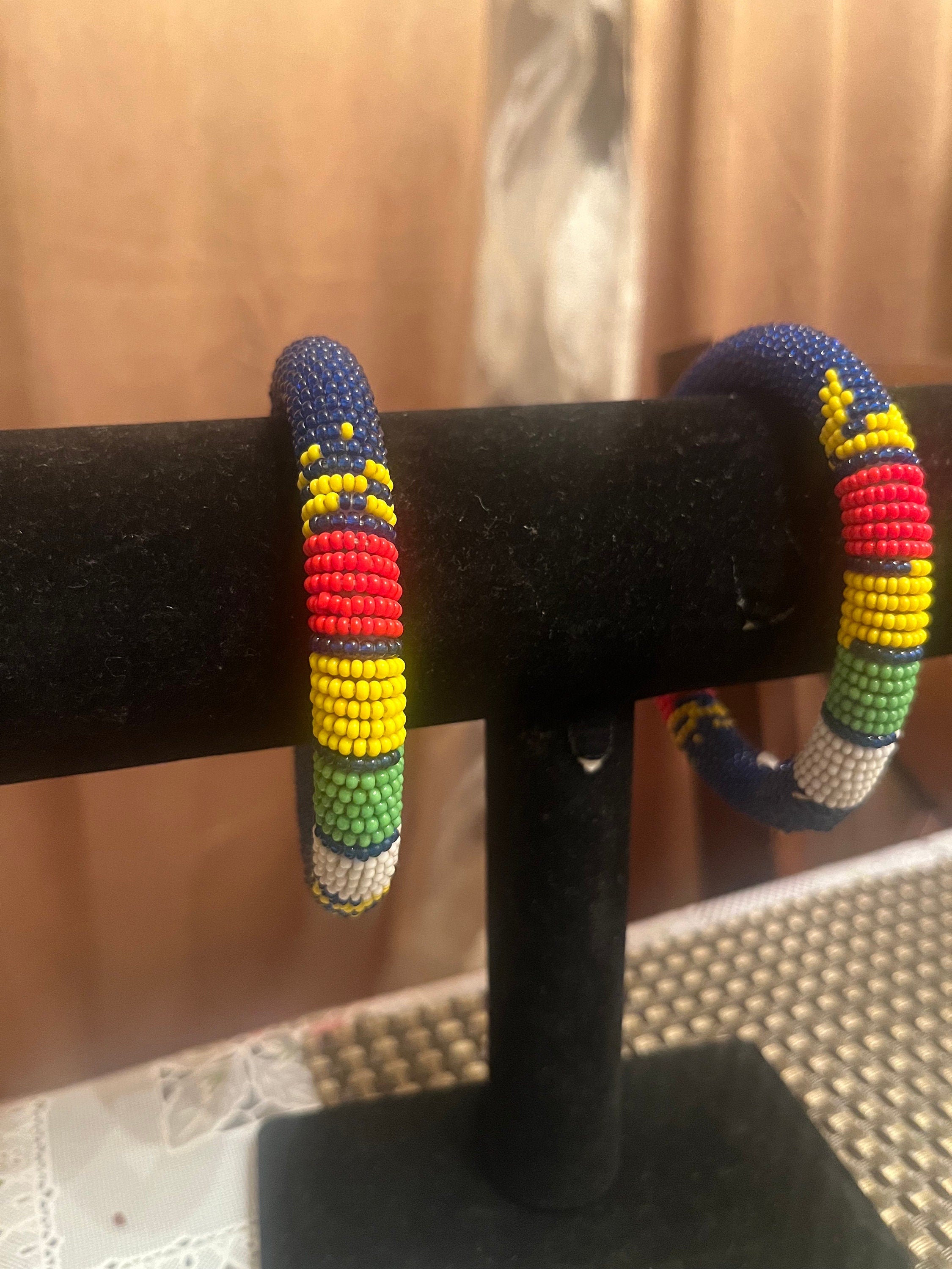 Tuareg Sturdy MULTICOLOR Beaded Bracelet made in Mali (West Africa)